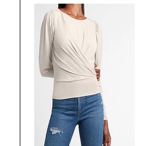 Solid Twist Front Puff Sleeve Tee
Size: S
Color: Sorbet
